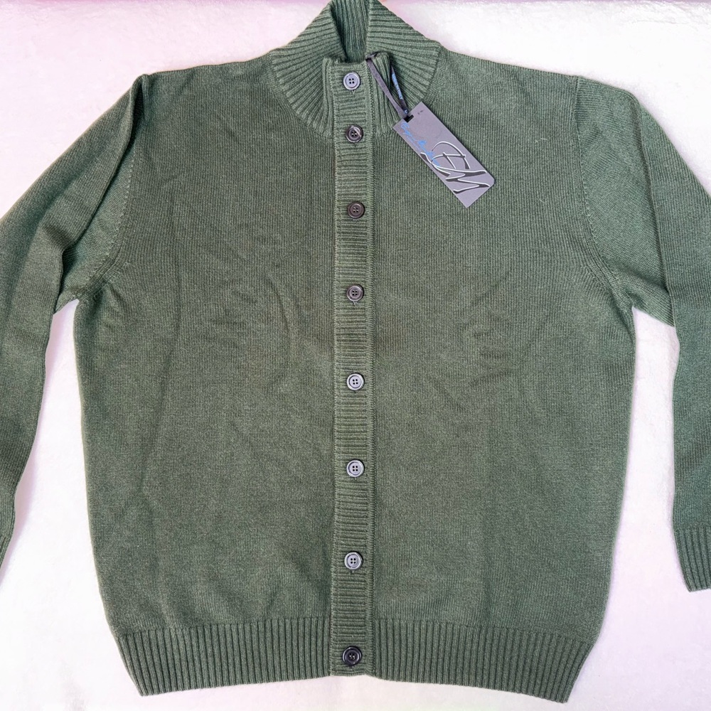 Elegant Olive Men's Cardigan